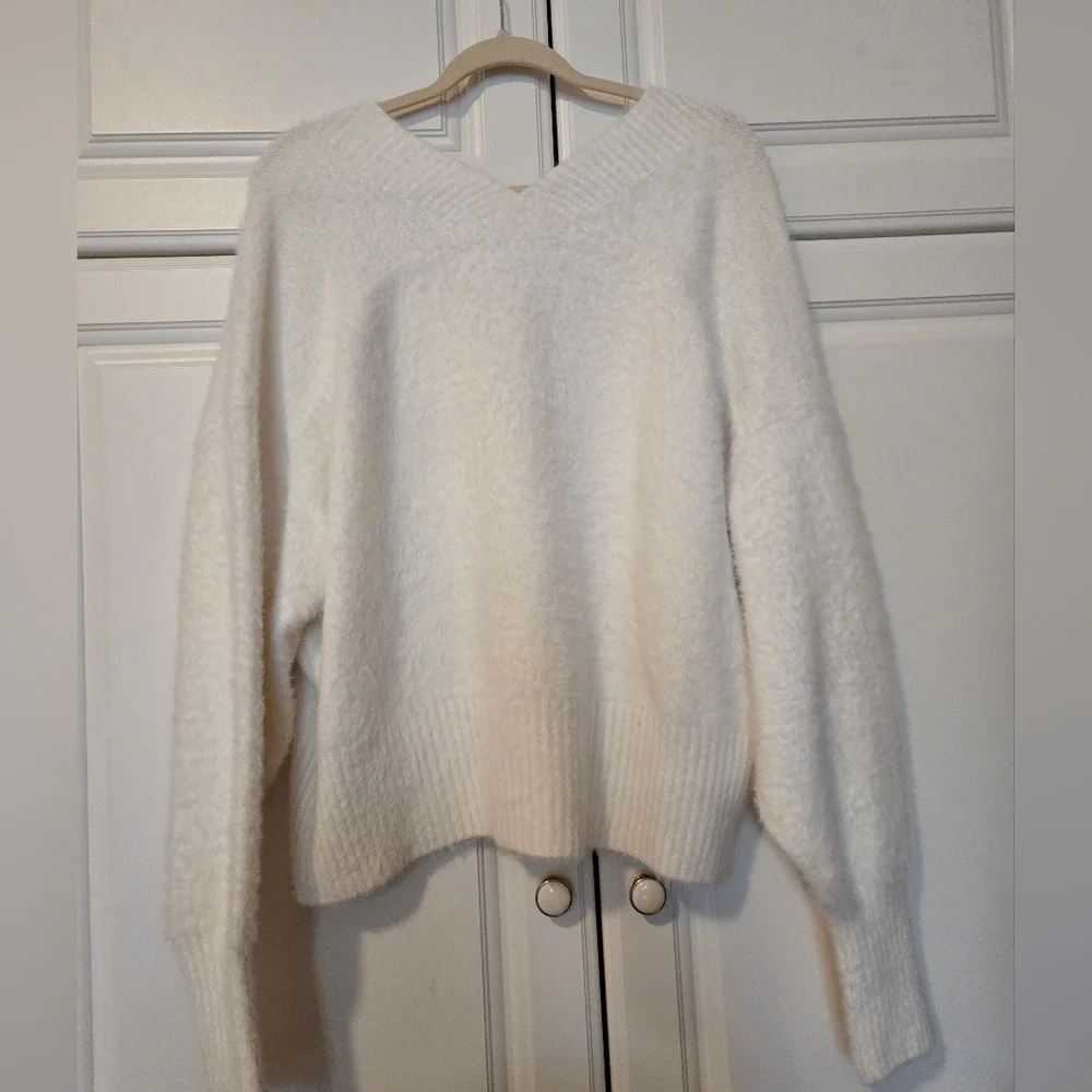 H&M White Rhinestone Button Cardigan - Picture 10 of 10